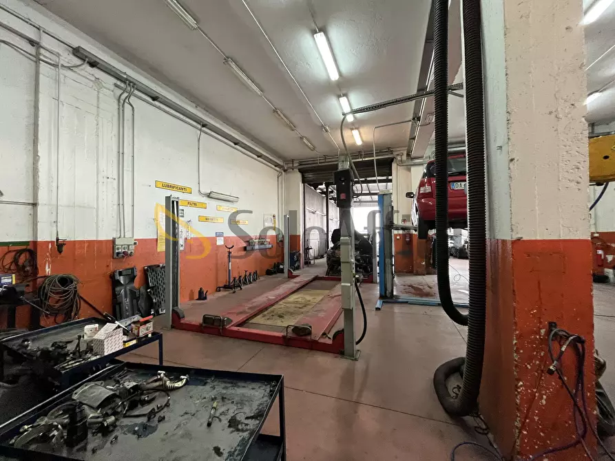 Immagine 3 di Capannone industriale in affitto  in Strada Statale 106 Jonica 7 a Catanzaro