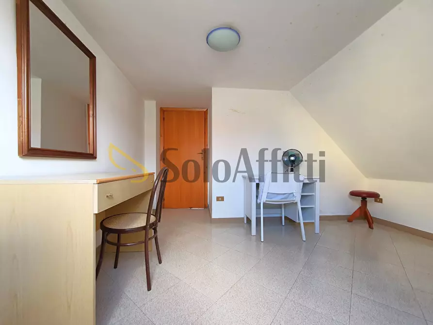 Immagine 16 di Trilocale in affitto  a Catanzaro