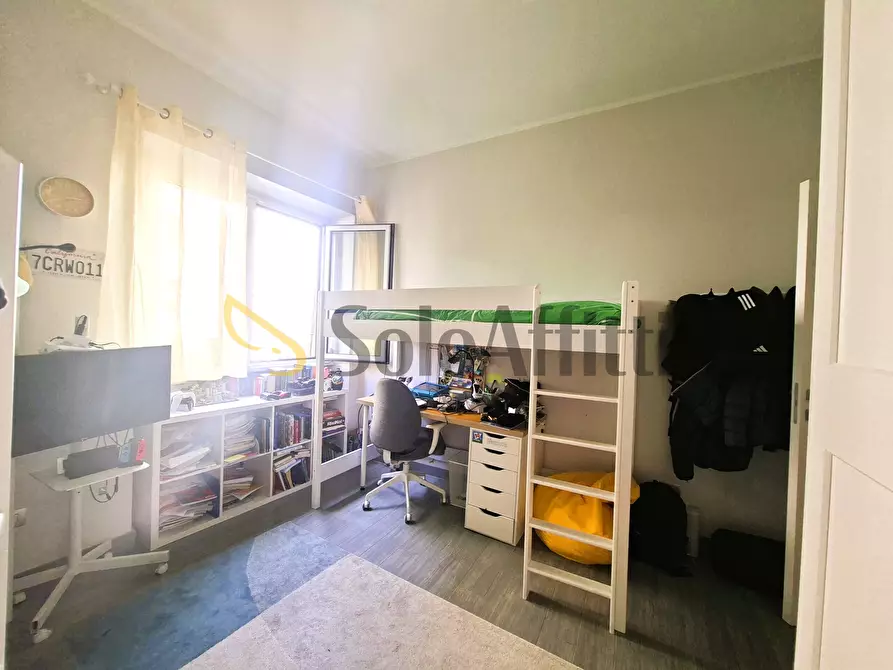 Immagine 36 di Trilocale in affitto  in viale Pico della Mirandola 56 a Roma