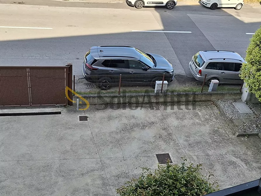 Immagine 14 di Bilocale in affitto  in Via A. Righi 72 a Lissone