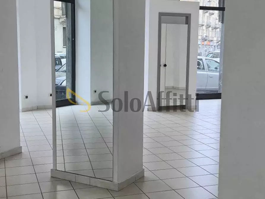 Immagine 11 di Locale commerciale in affitto  in Via Dante Di Nanni 64 a Torino