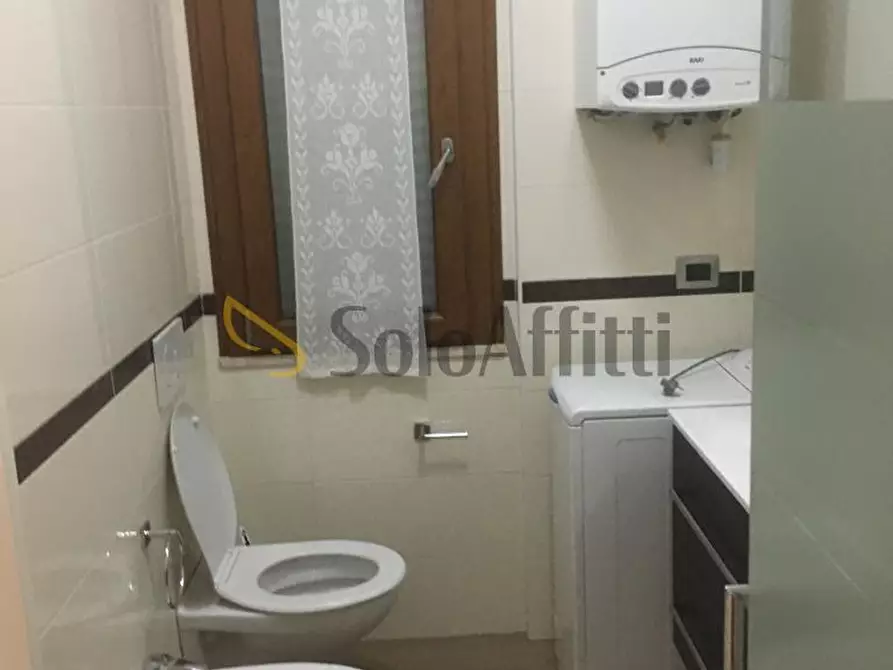 Immagine 8 di Trilocale in affitto  in Viale Regina Margherita 119G a Rimini