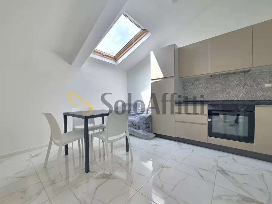 Immagine 1 di Mansarda in affitto  in Corso Giuseppe Mazzini 213 a Catanzaro