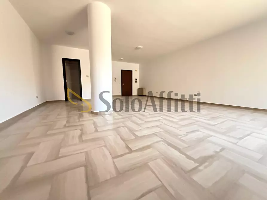 Immagine 3 di Ufficio in affitto  in Via Santa Croce 11 a San Nicola La Strada