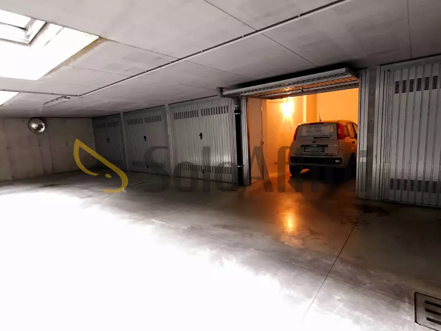 Immagine 3 di Garage in affitto  in Via Francesco Cilea 52 a Cinisello Balsamo