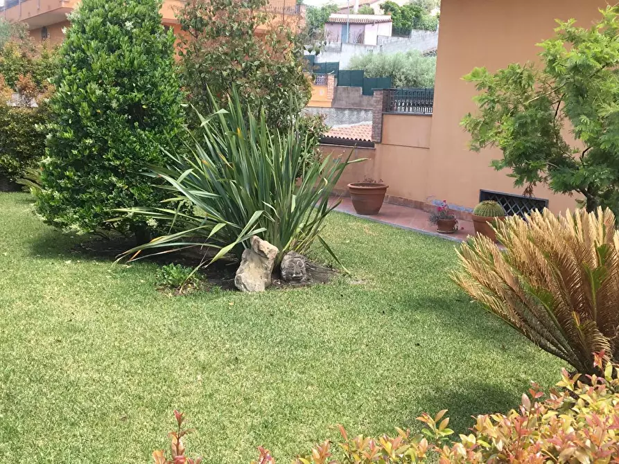 Immagine 14 di Casa bifamiliare in vendita  a Mascalucia