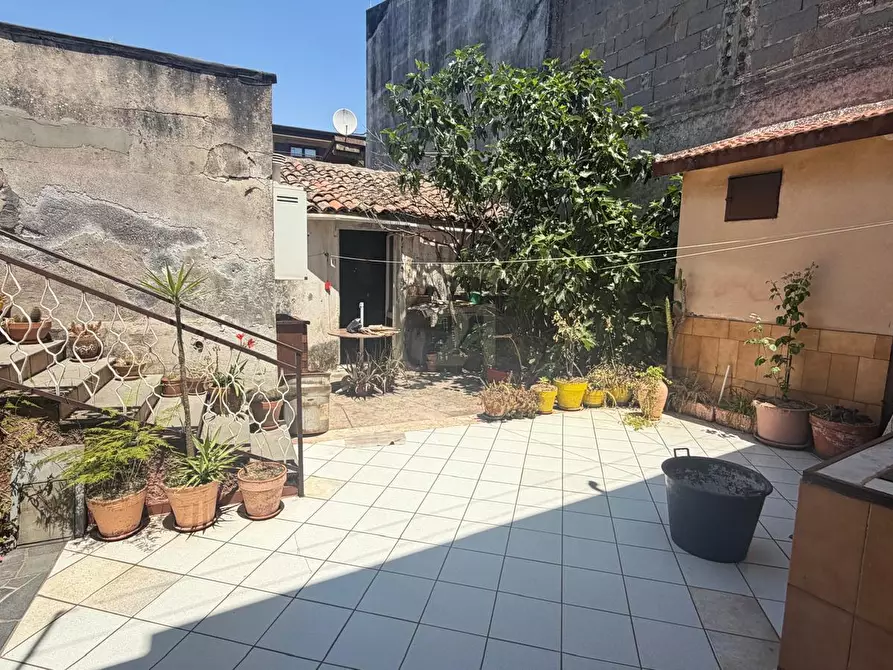 Immagine 9 di Casa bifamiliare in vendita  a Nicolosi