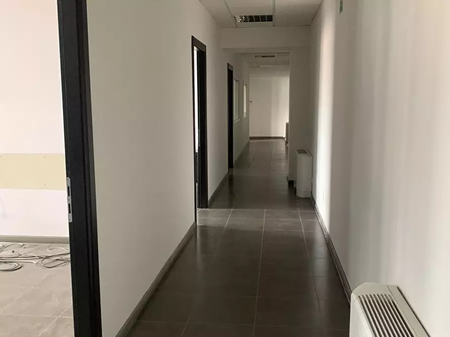 Immagine 12 di Ufficio in affitto  in Via Enrico Fermi a Fontevivo
