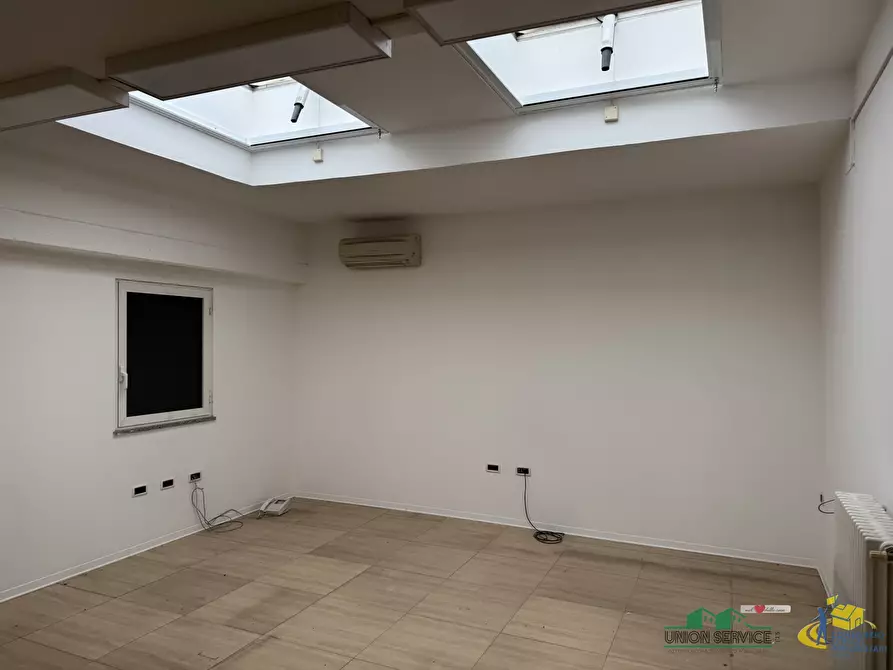 Immagine 3 di Ufficio in vendita  in Strada Baganzola a Parma