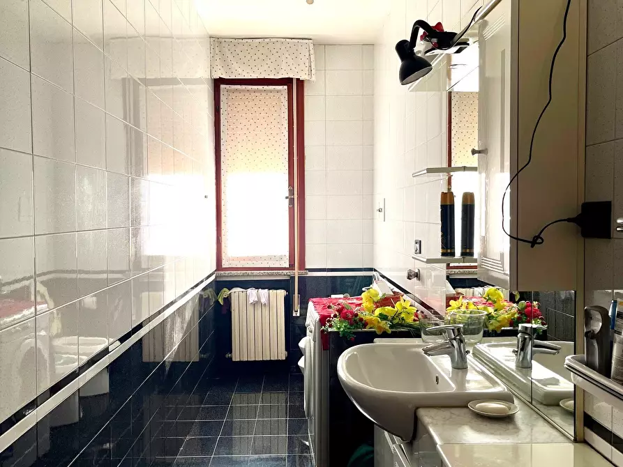 Immagine 9 di Trilocale in vendita  in Via Pomponio Torelli a Parma