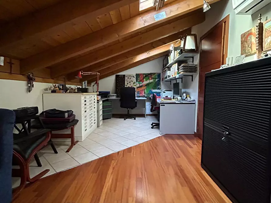 Immagine 29 di Porzione di casa in vendita  in Via Augusto Franzoj 6 a Parma