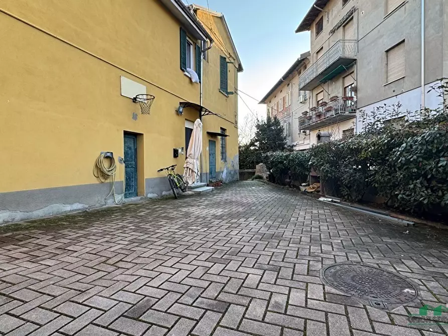 Immagine 47 di Trilocale in vendita  in via Nazionale Gaiano 43 a Collecchio