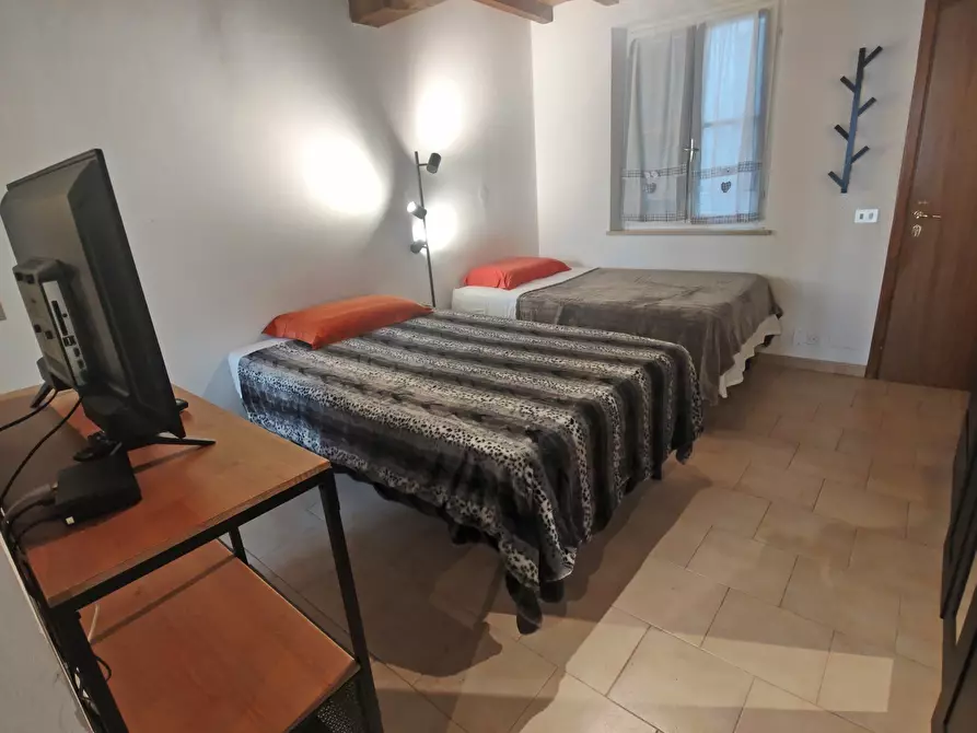 Immagine 27 di Palazzo in vendita  in Strada XX Settembre a Parma