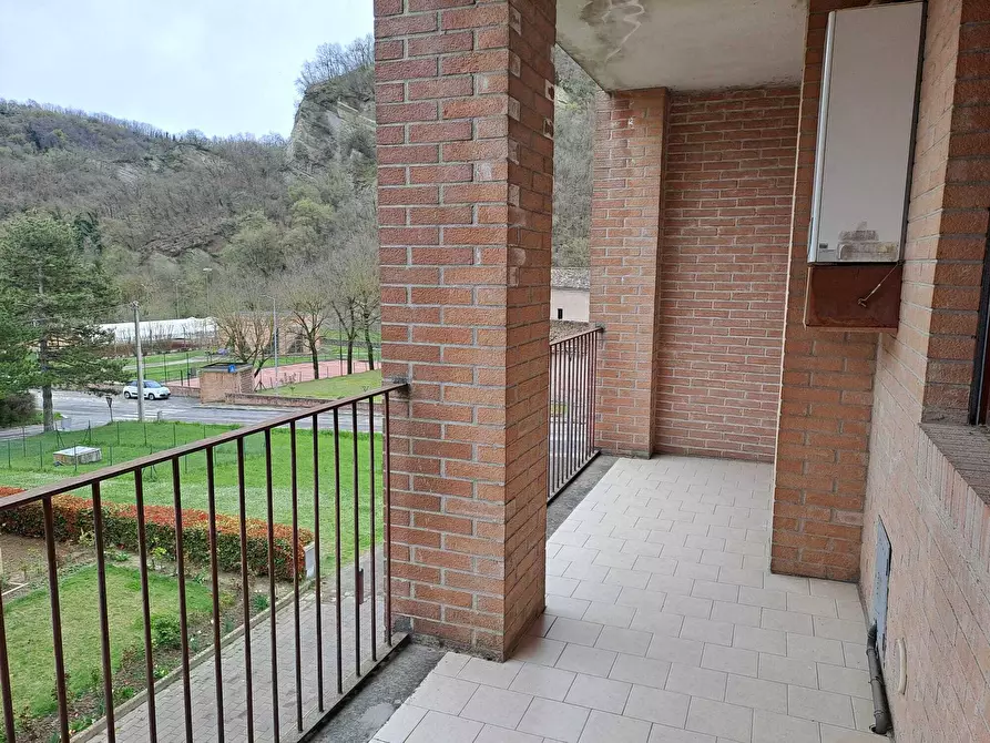 Immagine 7 di Bilocale in vendita  in Strada Valle 82 a Medesano