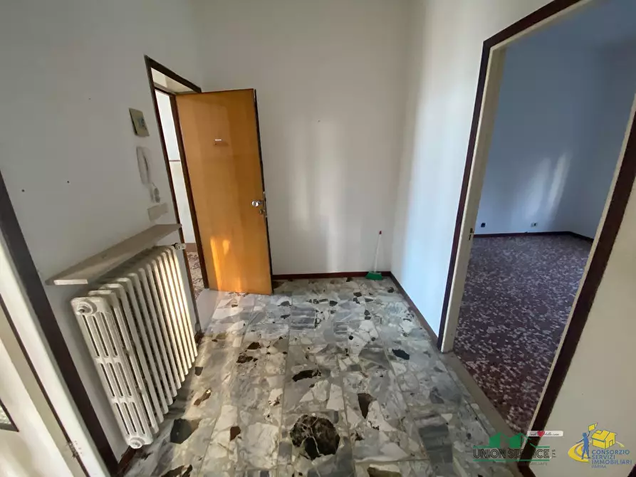 Immagine 7 di Trilocale in vendita  in Via Partigiani D'Italia 7 a Fornovo Di Taro