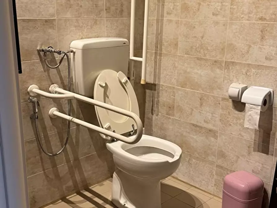 Immagine 16 di Bar / Ristorante in vendita  in Via La Spezia 32 a Collecchio