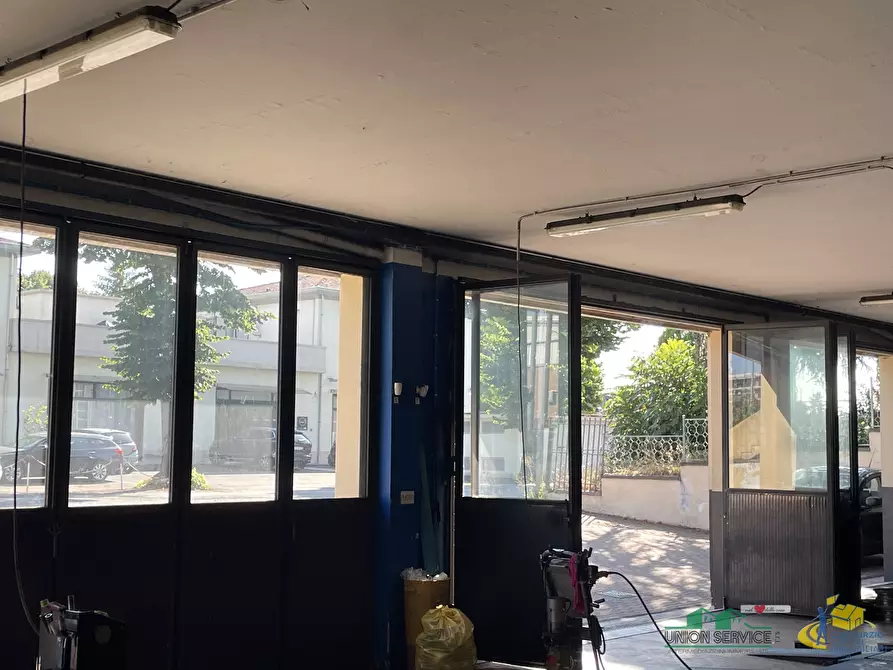 Immagine 6 di Laboratorio in vendita  in Via Giorgio Sonnino Sidney a Parma