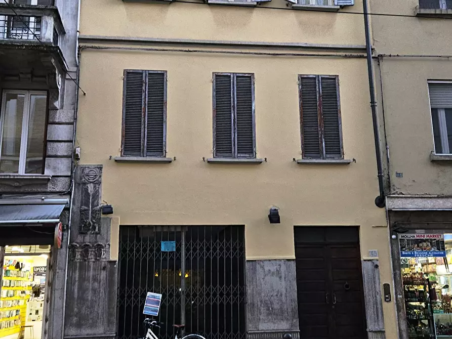 Immagine 18 di Trilocale in vendita  in Strada Garibaldi 45 a Parma