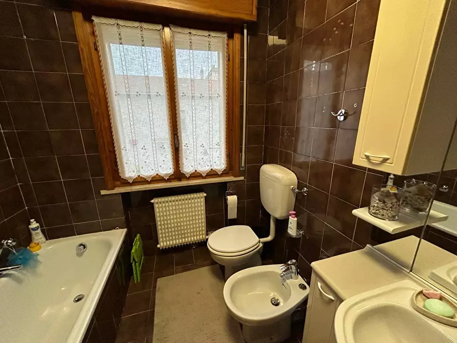 Immagine 27 di Quadrilocale in vendita  in Via toscana a Parma