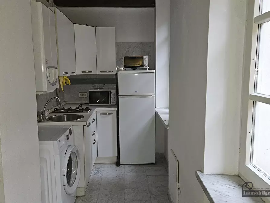 Immagine 17 di Bilocale in affitto  in Via Garibaldi 12 a Parma