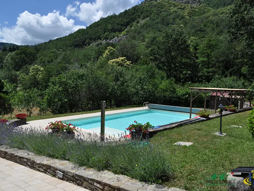 Immagine 1 di Rustico / casale in vendita  in VIA MAESTRI a Valmozzola