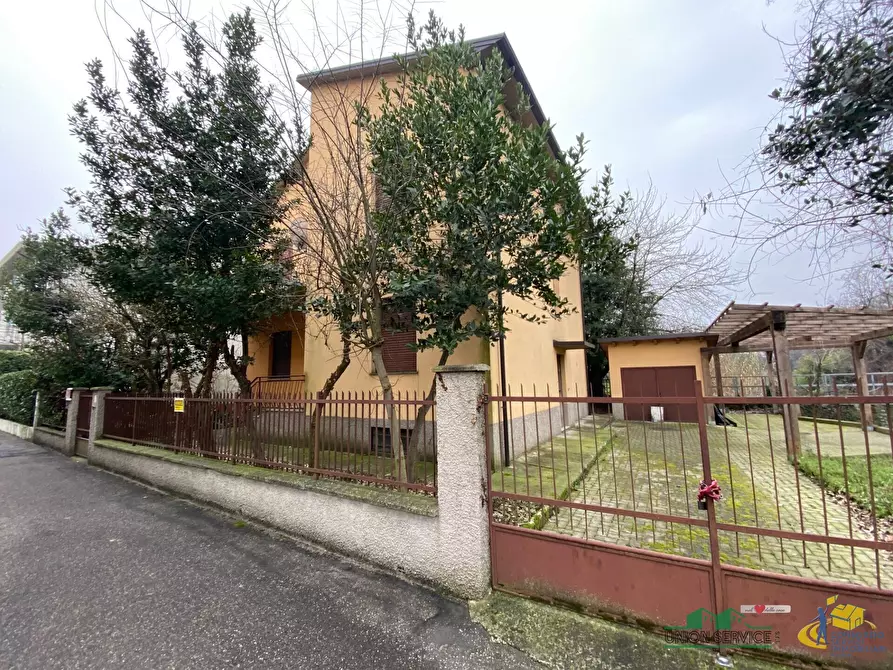 Immagine 3 di Casa indipendente in vendita  in Via Biagio Pelacani 6 a Noceto