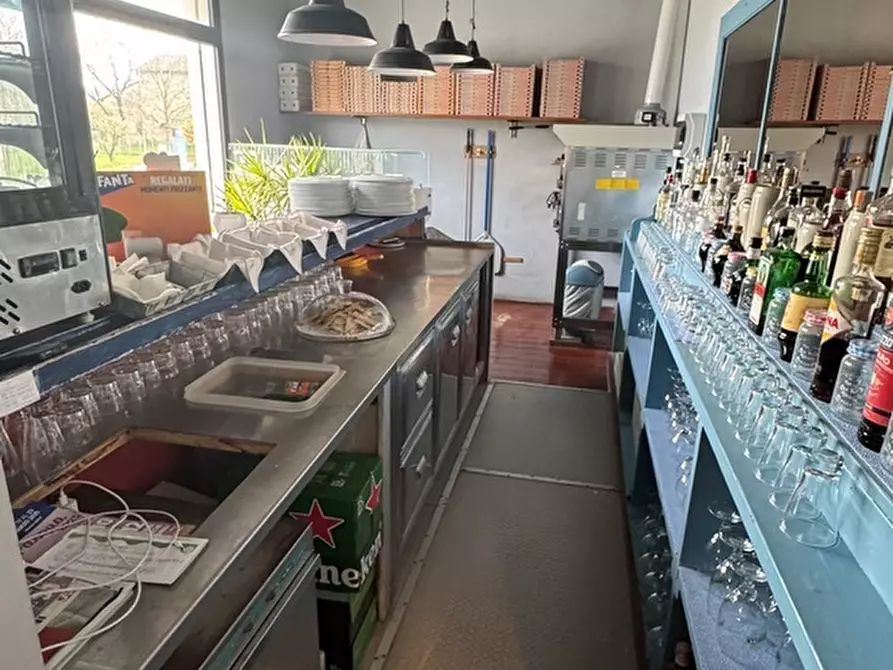 Immagine 38 di Bar / Ristorante in vendita  in Via La Spezia 32 a Collecchio