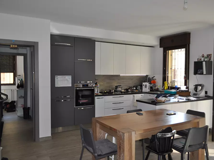 Immagine 1 di Trilocale in vendita  in Via Bussolati a Fontanellato