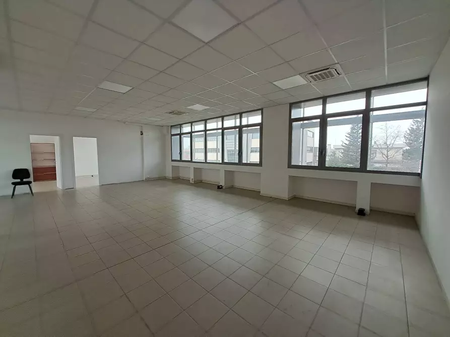 Immagine 19 di Ufficio in affitto  in Via Mario Fantelli 12 a Parma