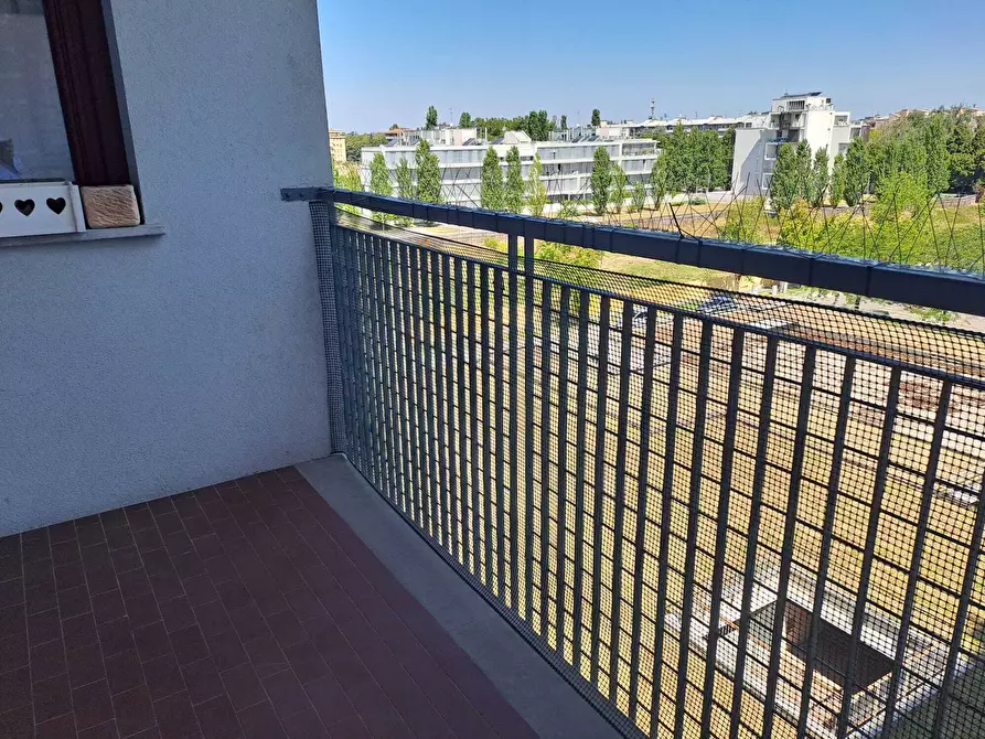 Immagine 9 di Quadrilocale in vendita  in Via Enrico Berlinguer 8 a Parma