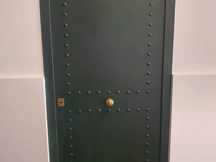 Immagine 4 di Ufficio in affitto  a Parma