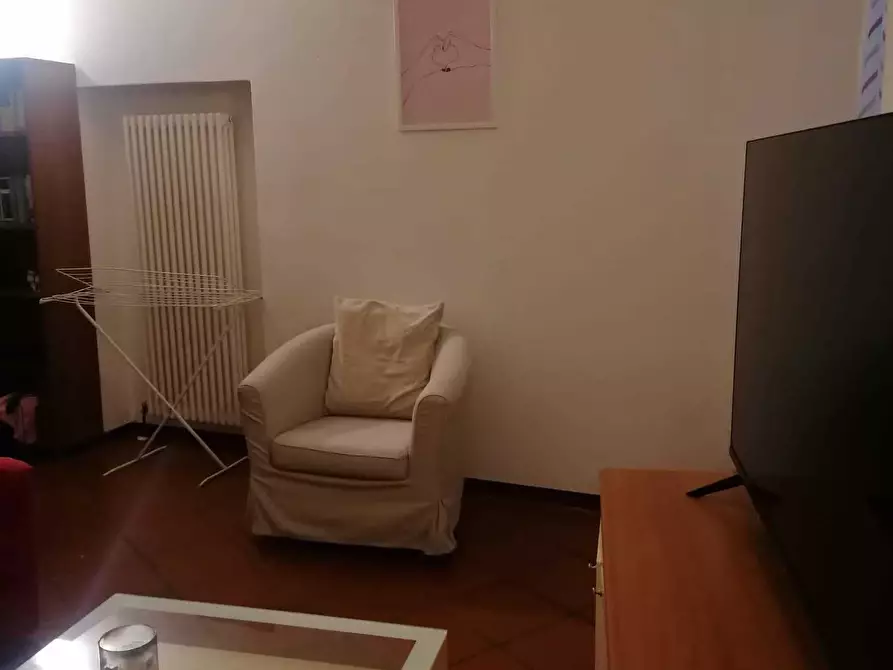 Immagine 8 di Bilocale in affitto  in Borgo Regale 19 a Parma