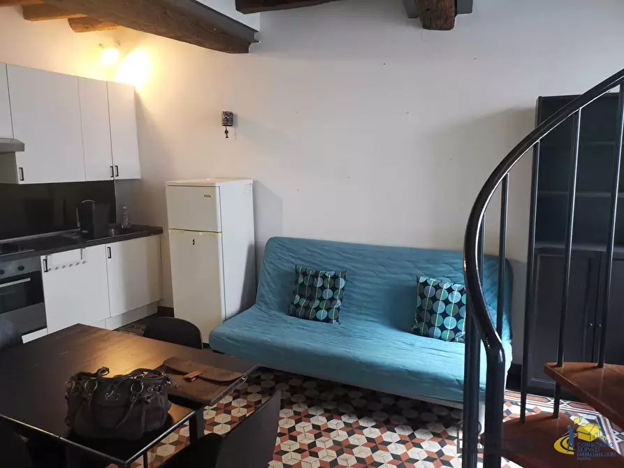 Immagine 1 di Quadrilocale in affitto  in Borgo Garimberti 18 a Parma