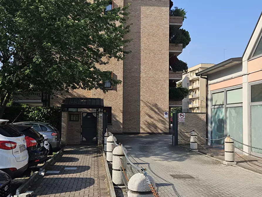 Immagine 28 di Attico in affitto  in Via Emilia Est 63 a Parma
