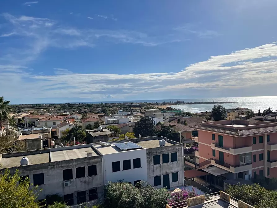 Immagine 17 di Appartamento in vendita  a Modica