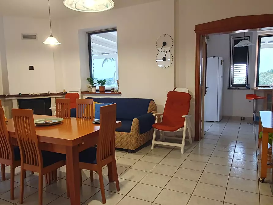 Immagine 12 di Villa in vendita  a Modica