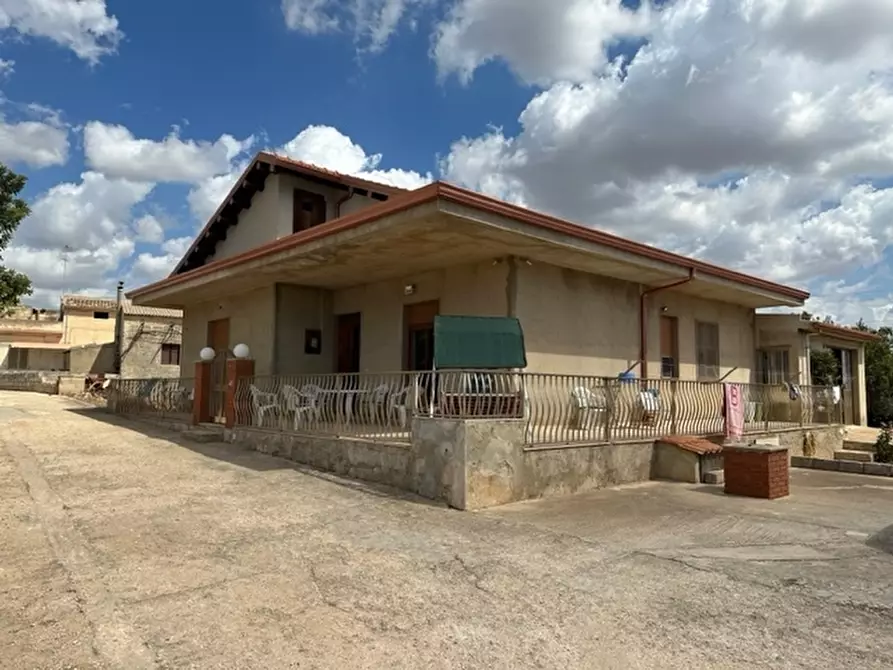 Immagine 22 di Villa in vendita  in Strada Statale a Modica