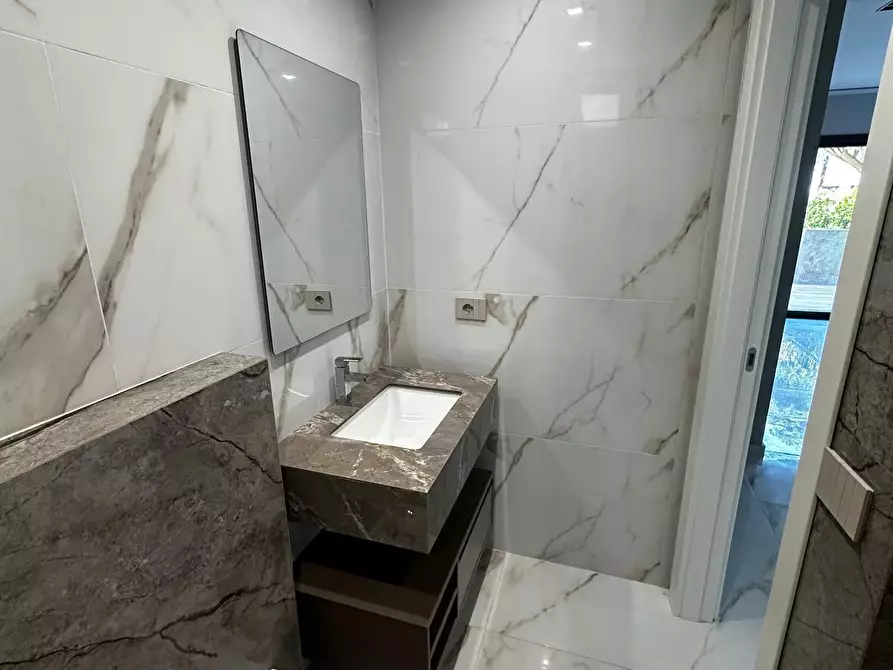 Immagine 7 di Appartamento in vendita  in Via San Giuliano Prima Traversa a Modica