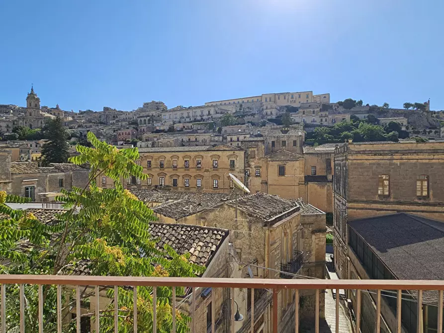 Immagine 2 di Appartamento in vendita  in Via Campailla 952 a Modica