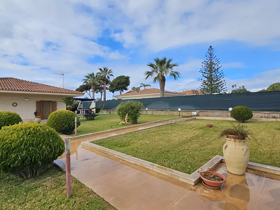 Immagine 21 di Villa in vendita  in Via Portovenere 80 a Ragusa