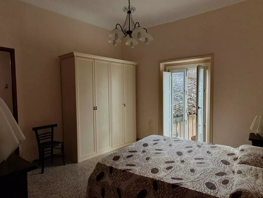 Immagine 17 di Casa indipendente in vendita  a Modica