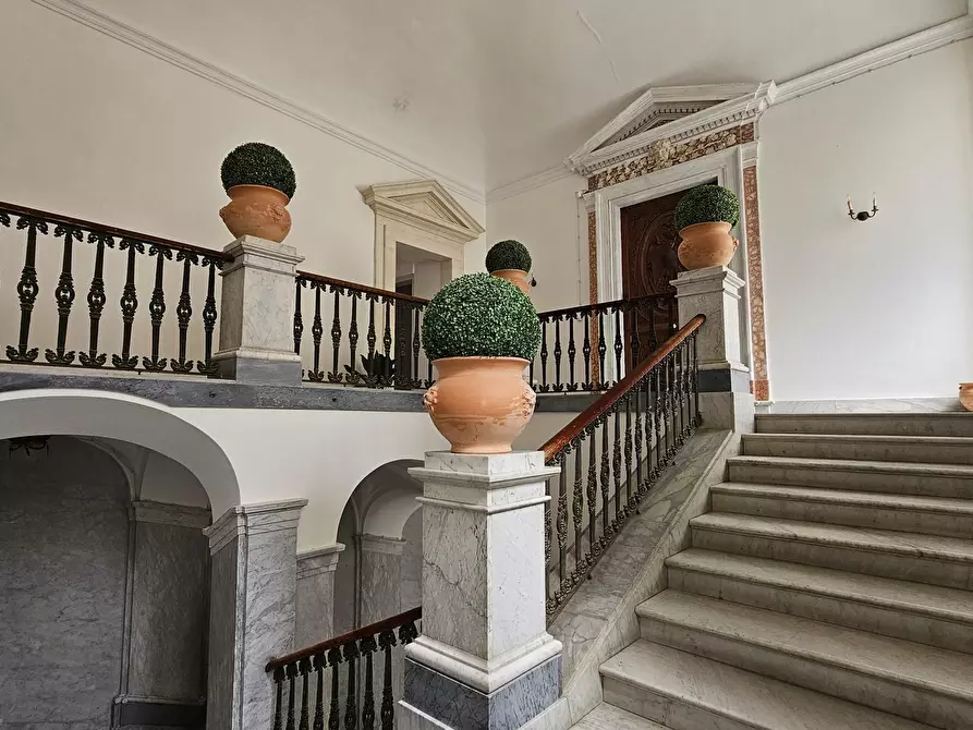 Immagine 2 di Palazzo in vendita  a Scicli