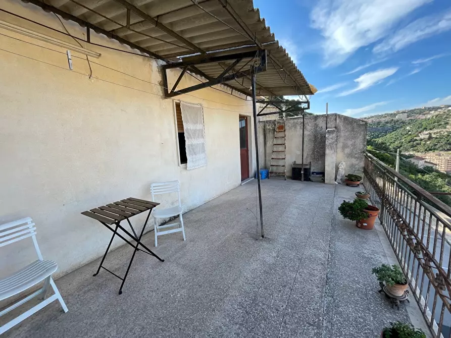 Immagine 4 di Porzione di casa in vendita  in Via San Benedetto da Norcia a Modica