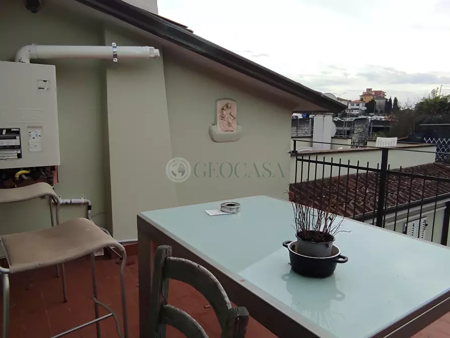 Immagine 1 di Pentalocale in vendita  in Via Aurelia 3 a Vezzano Ligure