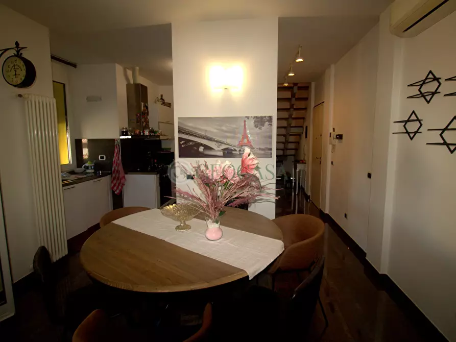 Immagine 19 di Appartamento in vendita  a Follo