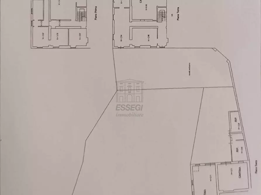 Immagine 30 di Rustico / casale in vendita  in via della chiesa di Camigliano, Camigliano 1 a Lucca