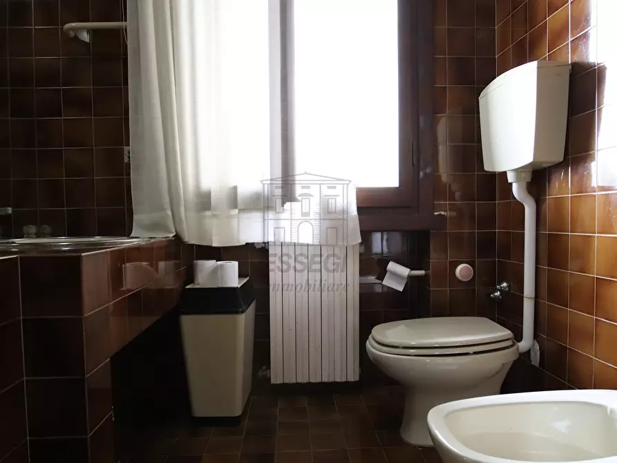 Immagine 33 di Villa in vendita  in Via della Chiesa di Gragnano a Capannori