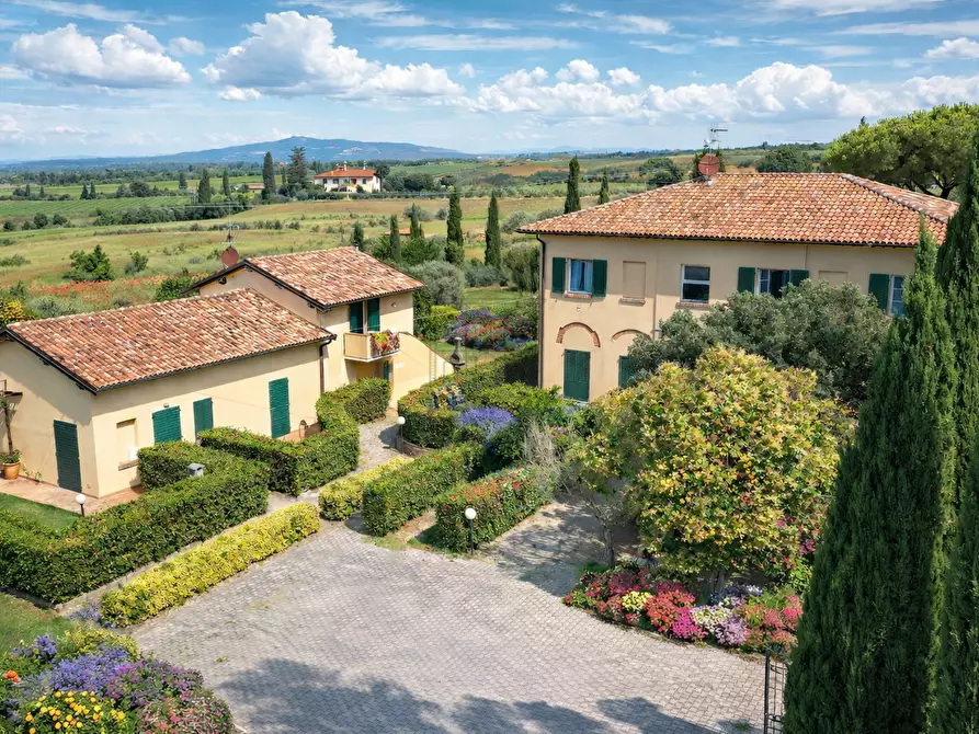 Immagine 38 di Rustico / casale in vendita  in Via Gorizia 39 a Cecina