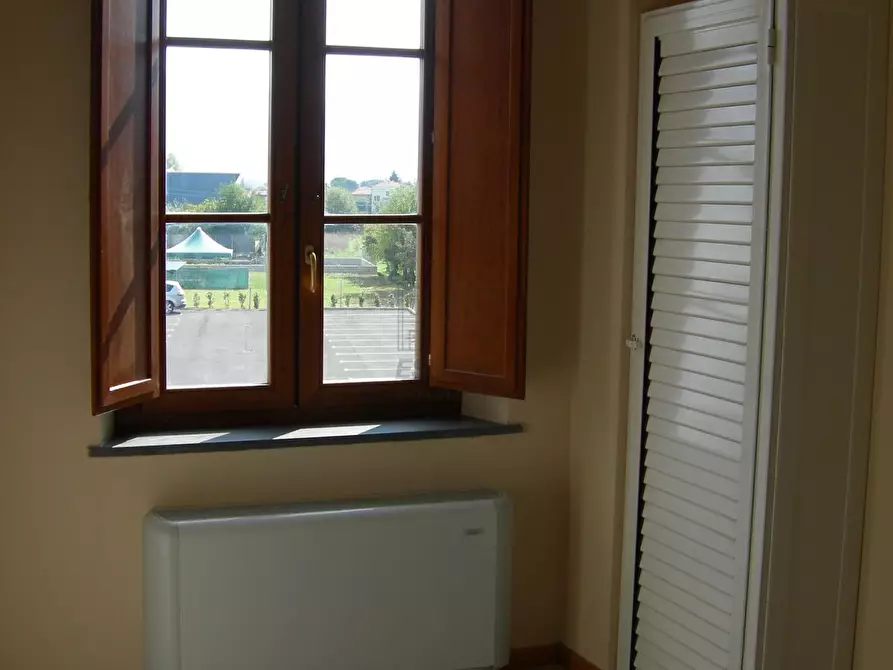 Immagine 11 di Ufficio in affitto  in traversa IV 276 a Lucca