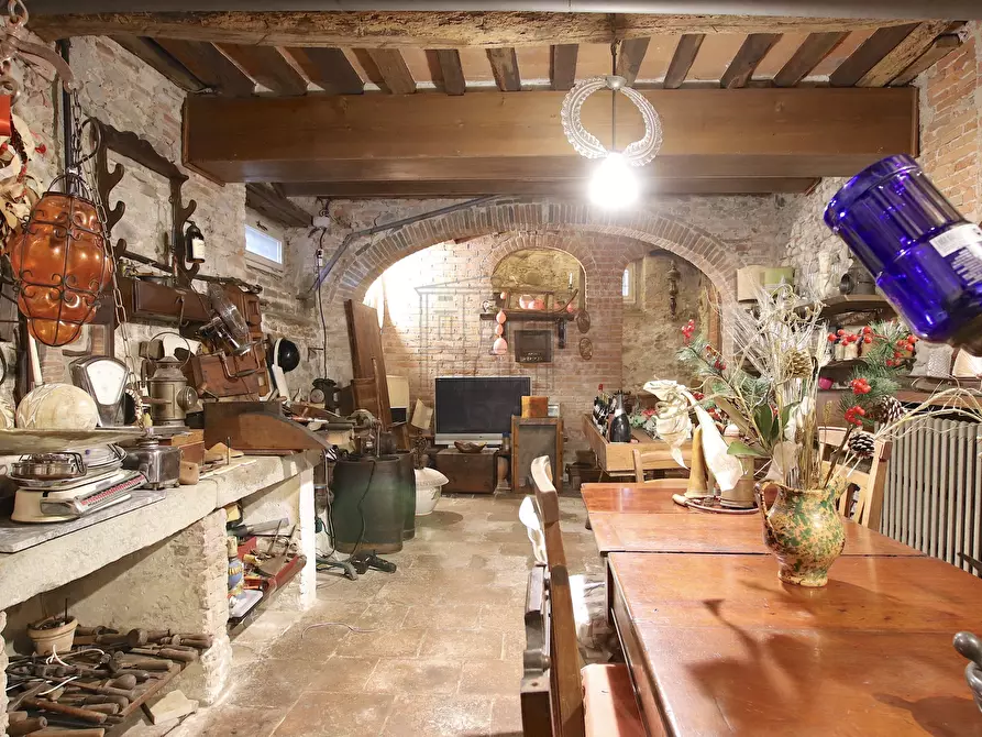 Immagine 10 di Casa bifamiliare in vendita  in Via della Santissima Annunziata 531 a Lucca